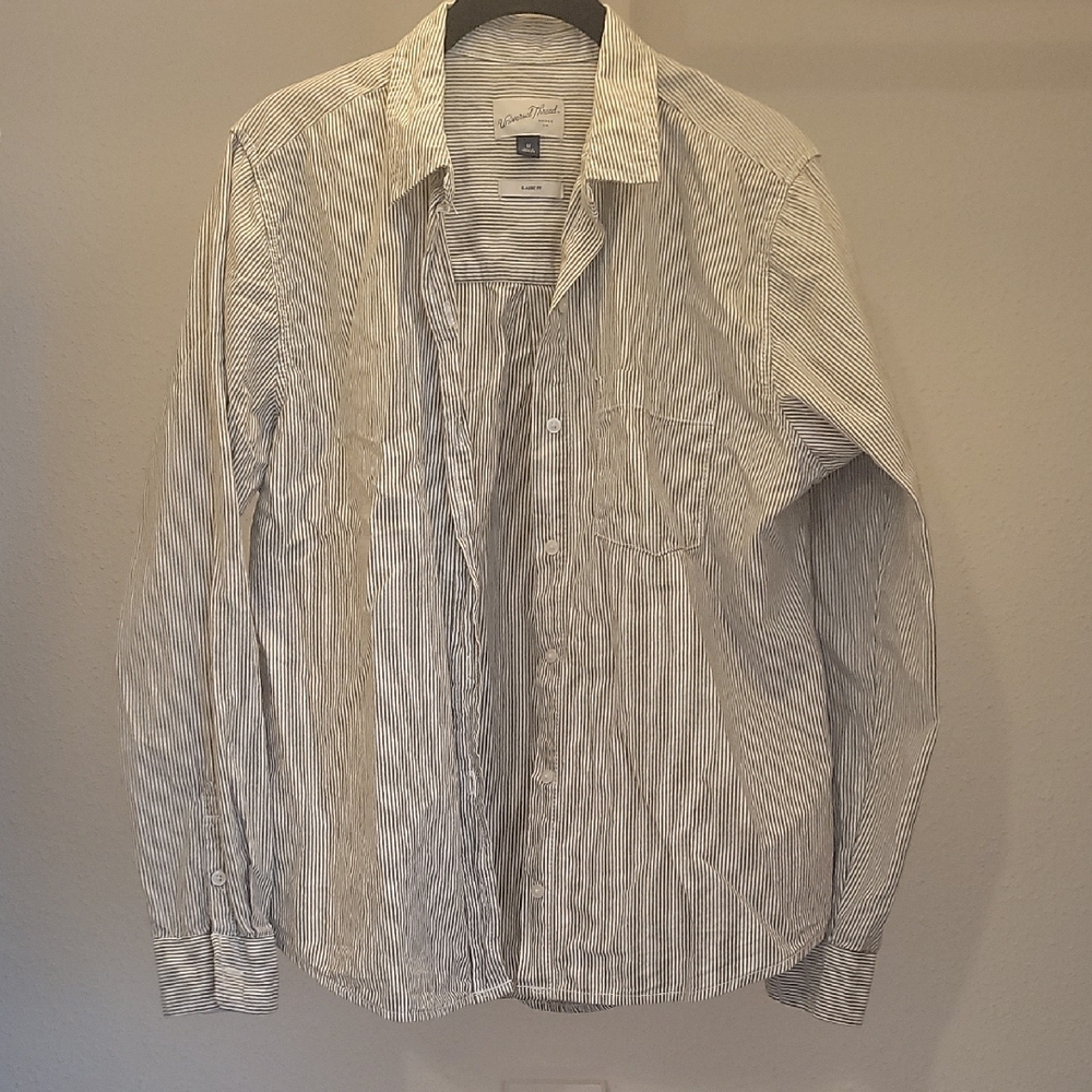 Universal Thread  Striped Button-Up Shirt